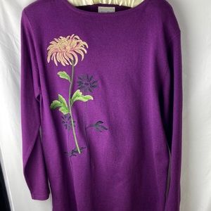 Women’s Embroidered Flower Purple Sweater Size S long sleeve YI LIN